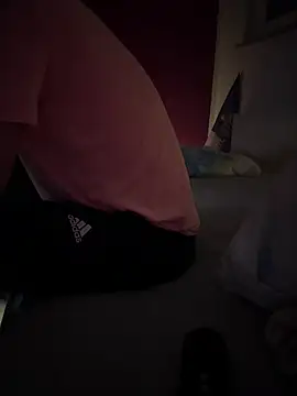 Snapshot of Bennyben8604 chatting on 5, 1, 2025 Bennyben8604 online show from 5, 1, 2025