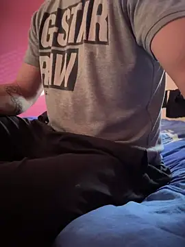 Snapshot of Bennyben8604 chatting on 23, 2, 2025 Bennyben8604 online show from 23, 2, 2025