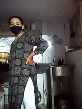 Aaradhya online show from 4, 3, 2026