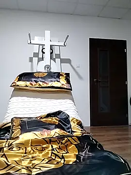 Tinuus online show from 12, 3, 2025