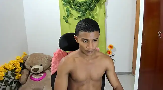 Snapshot of corzoethan chatting on 14, 2, 2025 corzoethan online show from 14, 2, 2025