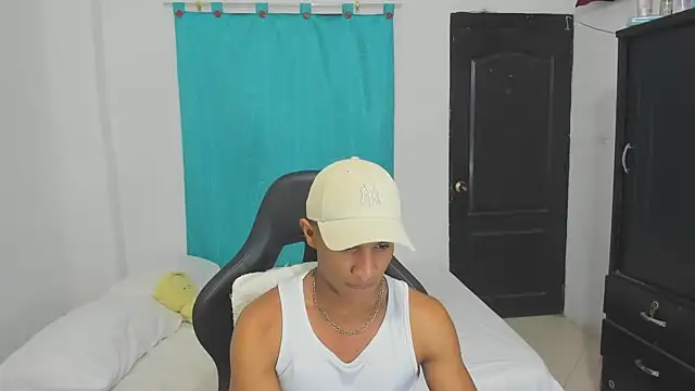 Snapshot of corzoethan chatting on 27, 9, 2025 corzoethan online show from 27, 9, 2025