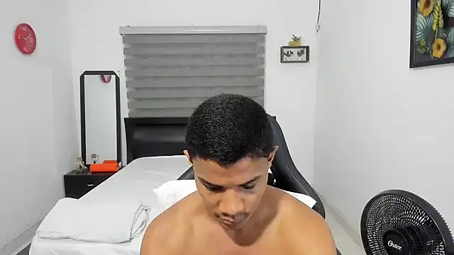 Snapshot of corzoethan chatting on 1, 12, 2025 corzoethan online show from 1, 12, 2025