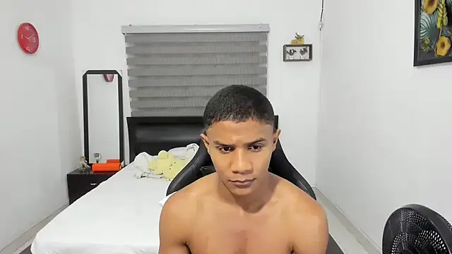 Snapshot of corzoethan chatting on 2, 12, 2025 corzoethan online show from 2, 12, 2025