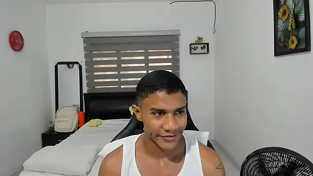 Snapshot of corzoethan chatting on 9, 1, 2026 corzoethan online show from 9, 1, 2026