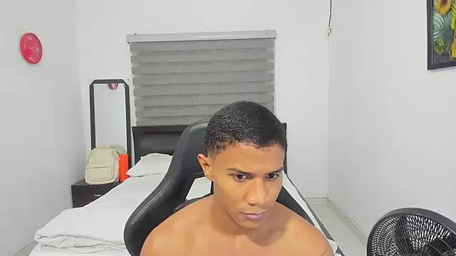 Snapshot of corzoethan chatting on 8, 2, 2026 corzoethan online show from 8, 2, 2026