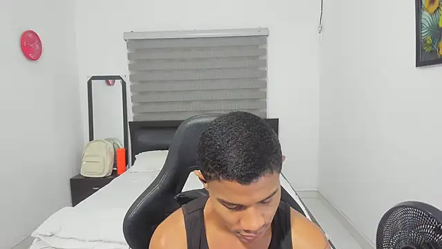 Snapshot of corzoethan chatting on 10, 2, 2026 corzoethan online show from 10, 2, 2026