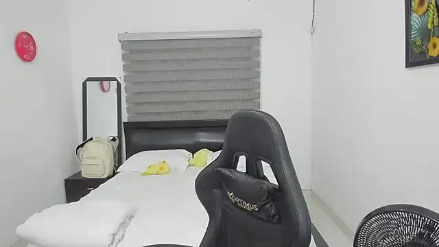 Snapshot of corzoethan chatting on 18, 2, 2026 corzoethan online show from 18, 2, 2026