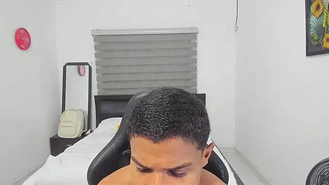 Snapshot of corzoethan chatting on 20, 2, 2026 corzoethan online show from 20, 2, 2026