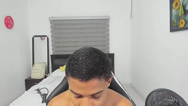 Snapshot of corzoethan chatting on 27, 2, 2026 corzoethan online show from 27, 2, 2026