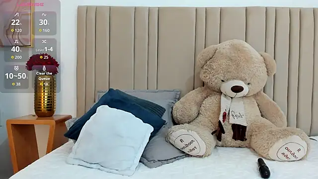 izadii online show from 3, 11, 2025