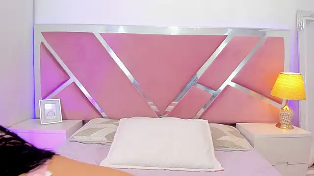 NinnaVous online show from 25, 2, 2026