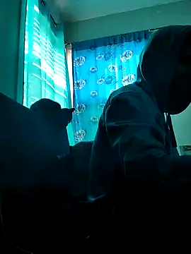 LongDickZee562 online show from 19, 12, 2024