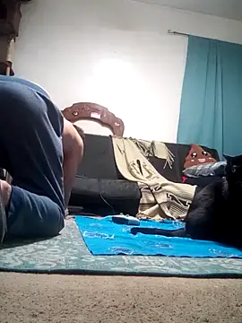 LongDickZee562 online show from 10, 3, 2025