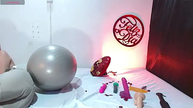 cleopatraa online show from 15, 2, 2025