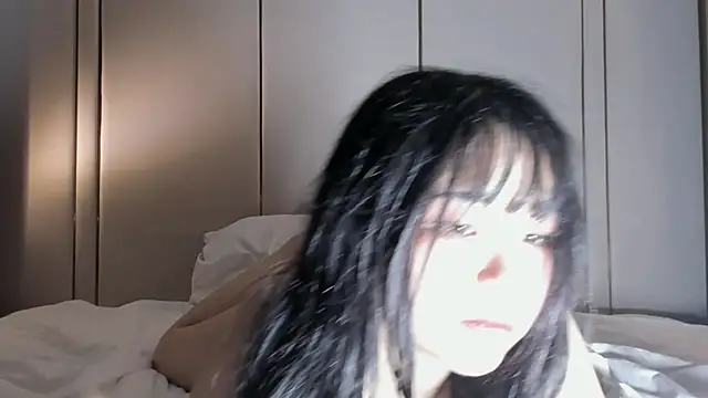 hee young11 online show from 22, 3, 2025