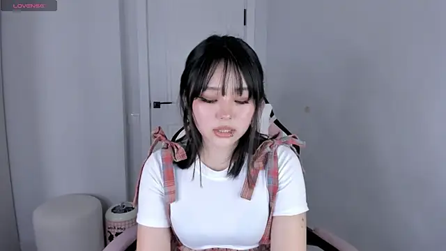 hee young11 online show from 6, 1, 2026