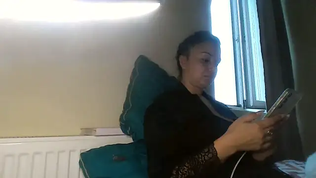 Linusya online show from 9, 9, 2025