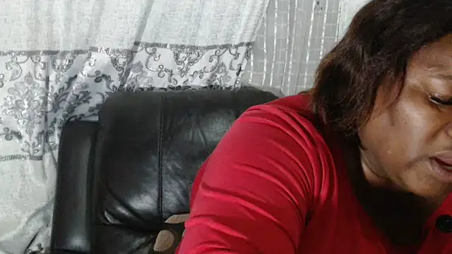 MATUREBUSSTY online show from 9, 6, 2026