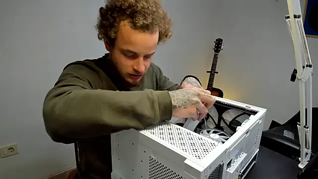 layneinchains online show from 20, 12, 2025