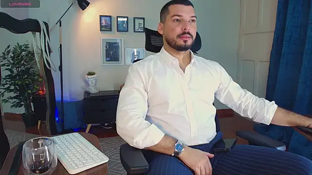 Snapshot of HenryBenso chatting on 16, 4, 2026 HenryBenso online show from 16, 4, 2026