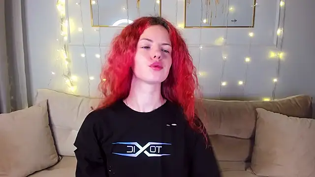 RubyAttwood online show from 8, 3, 2025