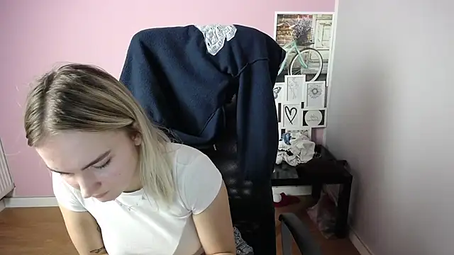 viktoria lovely online show from 17, 9, 2025