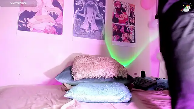 Snapshot of paymon19 chatting on 9, 12, 2024 paymon19 online show from 9, 12, 2024