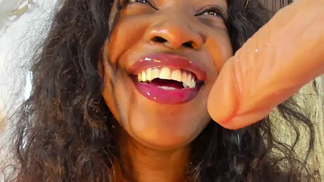 Snapshot of aidaadams chatting on 16, 2, 2025 aidaadams online show from 16, 2, 2025