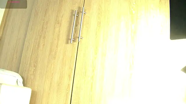 aidaadams online show from 11, 11, 2025