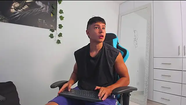 Bray Kevin online show from 22, 2, 2025