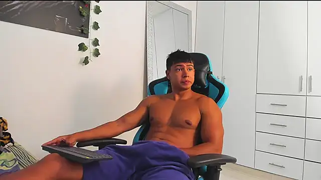 Bray Kevin online show from 8, 9, 2025