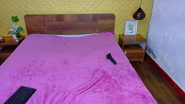 Mrs booty online show from 6, 2, 2025