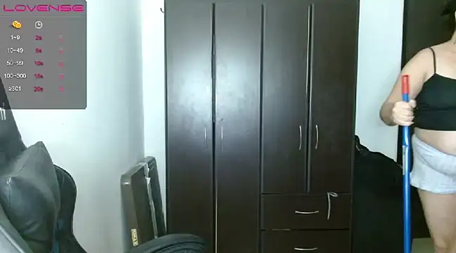 Snapshot of natashasmithe chatting on 17, 1, 2025 natashasmithe online show from 17, 1, 2025