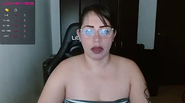 Snapshot of natashasmithe chatting on 25, 1, 2025 natashasmithe online show from 25, 1, 2025