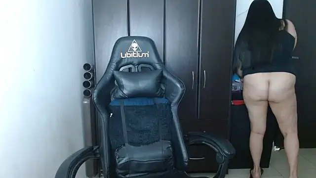 Snapshot of natashasmithe chatting on 11, 3, 2025 natashasmithe online show from 11, 3, 2025