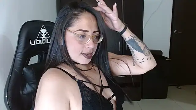 Snapshot of natashasmithe chatting on 15, 10, 2025 natashasmithe online show from 15, 10, 2025