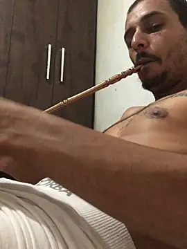 Pauzuudo01 online show from 30, 1, 2025