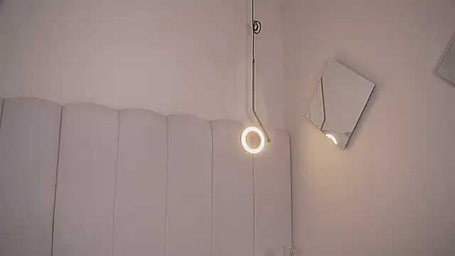 Abby-me online show from 21, 10, 2025