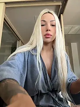 Snapshot of violettabunny03 chatting on 17, 2, 2026 violettabunny03 online show from 17, 2, 2026