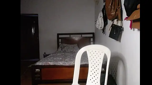 Snapshot of foxysweet09 chatting on 13, 2, 2025 foxysweet09 online show from 13, 2, 2025