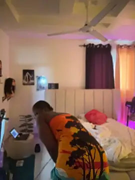 t-Booty risky  online show from 4, 6, 2026