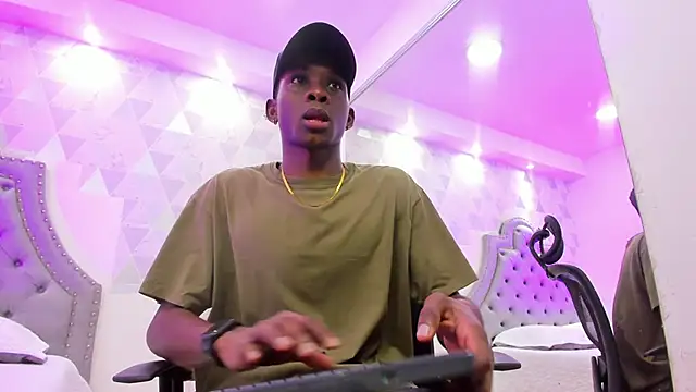 JacksonMuller  online show from 1, 2, 2025