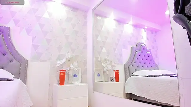 JacksonMuller  online show from 1, 2, 2025