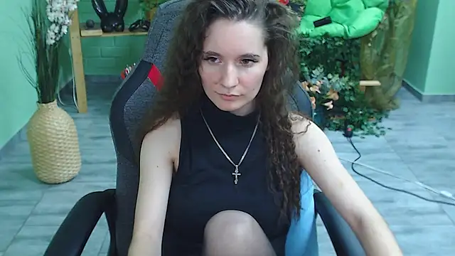 Miss Barbara  online show from 22, 2, 2025