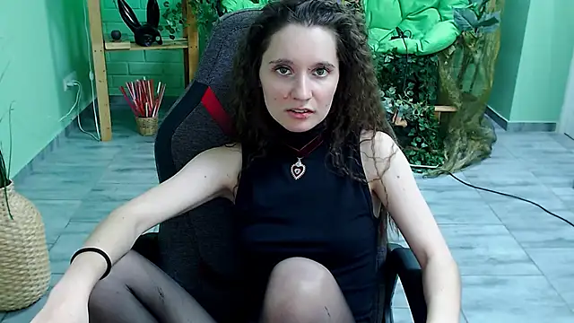 Miss Barbara  online show from 10, 3, 2025