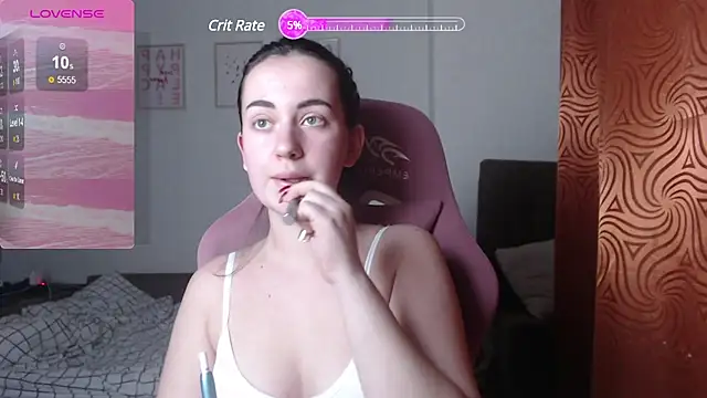 SweetieKendl online show from 20, 2, 2025