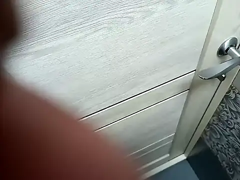 Snapshot of zsd_off chatting on 18, 12, 2024 zsd off online show from 18, 12, 2024