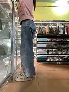 Rosa 998 online show from 2, 1, 2025