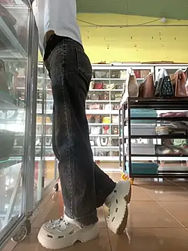 Rosa 998 online show from 4, 3, 2025